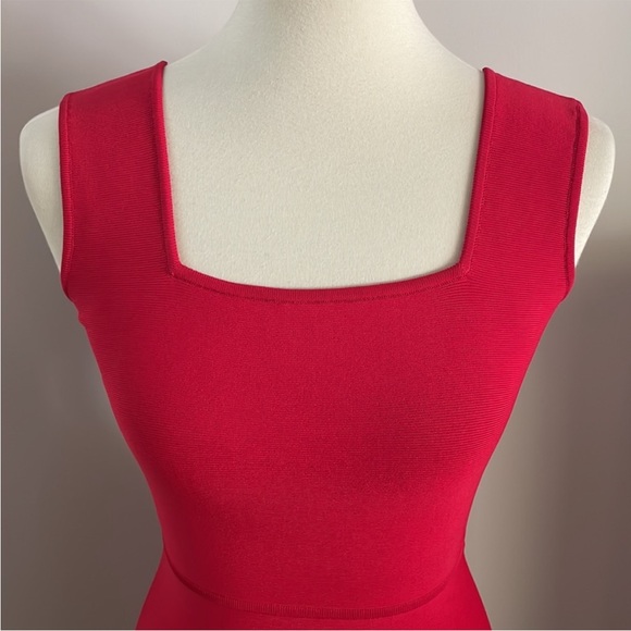 BCBGMaxAzria Izella 💋 ❤️ Red Strappy Fit and Flare Dress Small - Picture 6 of 11